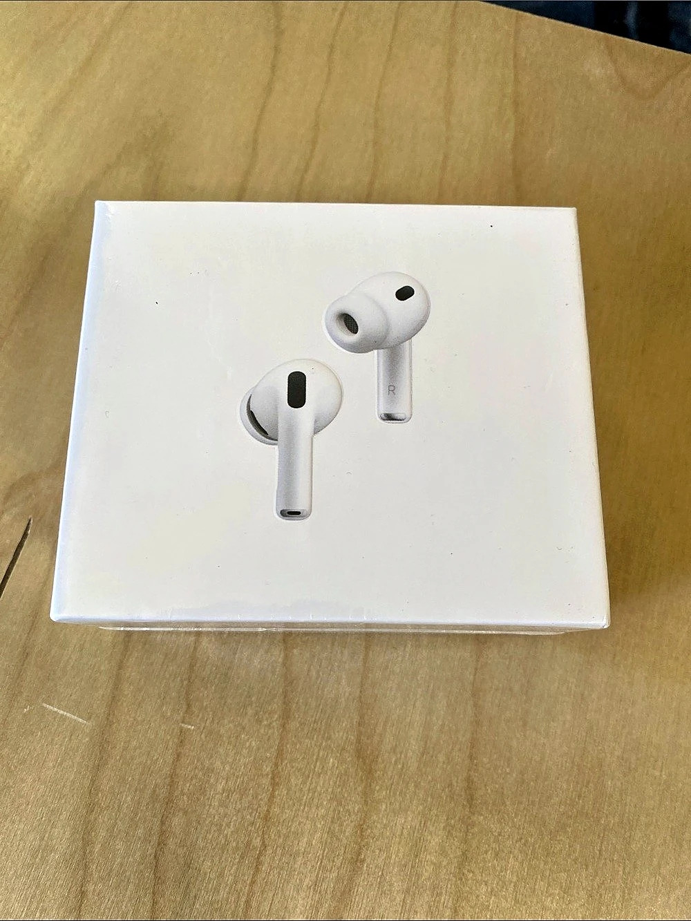 Apple AirPods Pro 3 Wireless Earbuds NWT